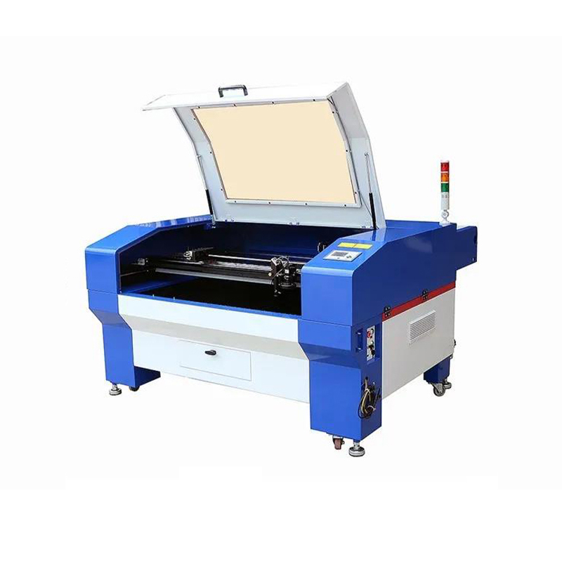 Laser cutting machine with visual recognition technology