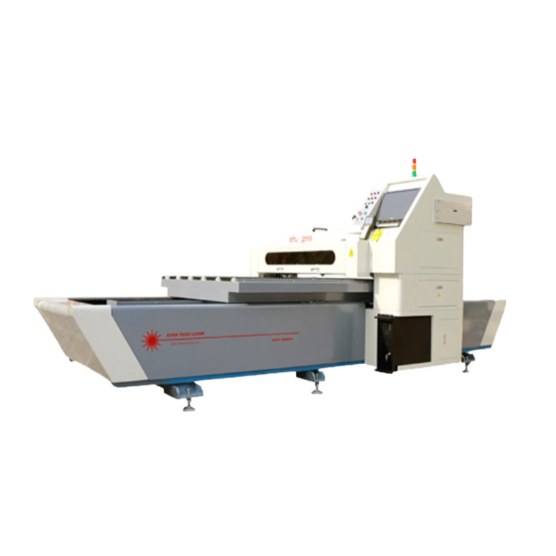 Constant light path laser cutting machine